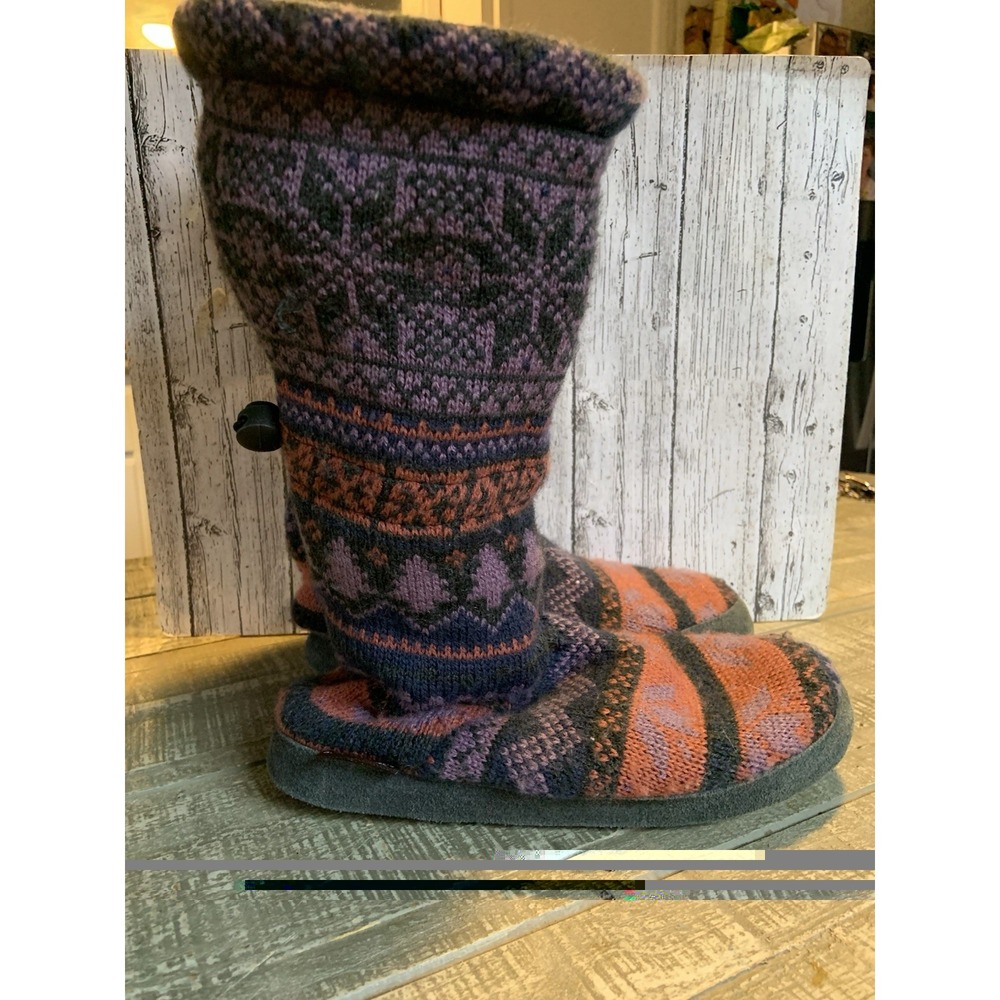 Mukluks Womens Boots Slipper Size 6.5-7.5 tall Multicolor Knit Round Toe‎ Casual